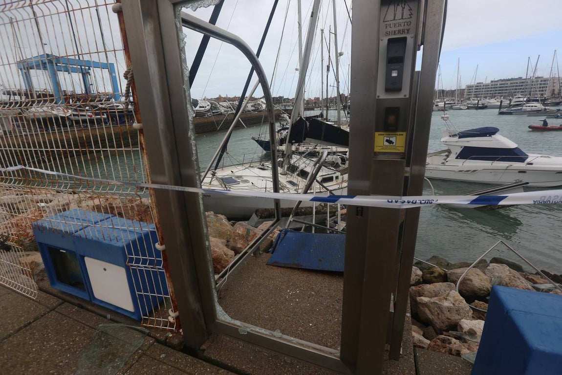 Así está Puerto Sherry después del tornado