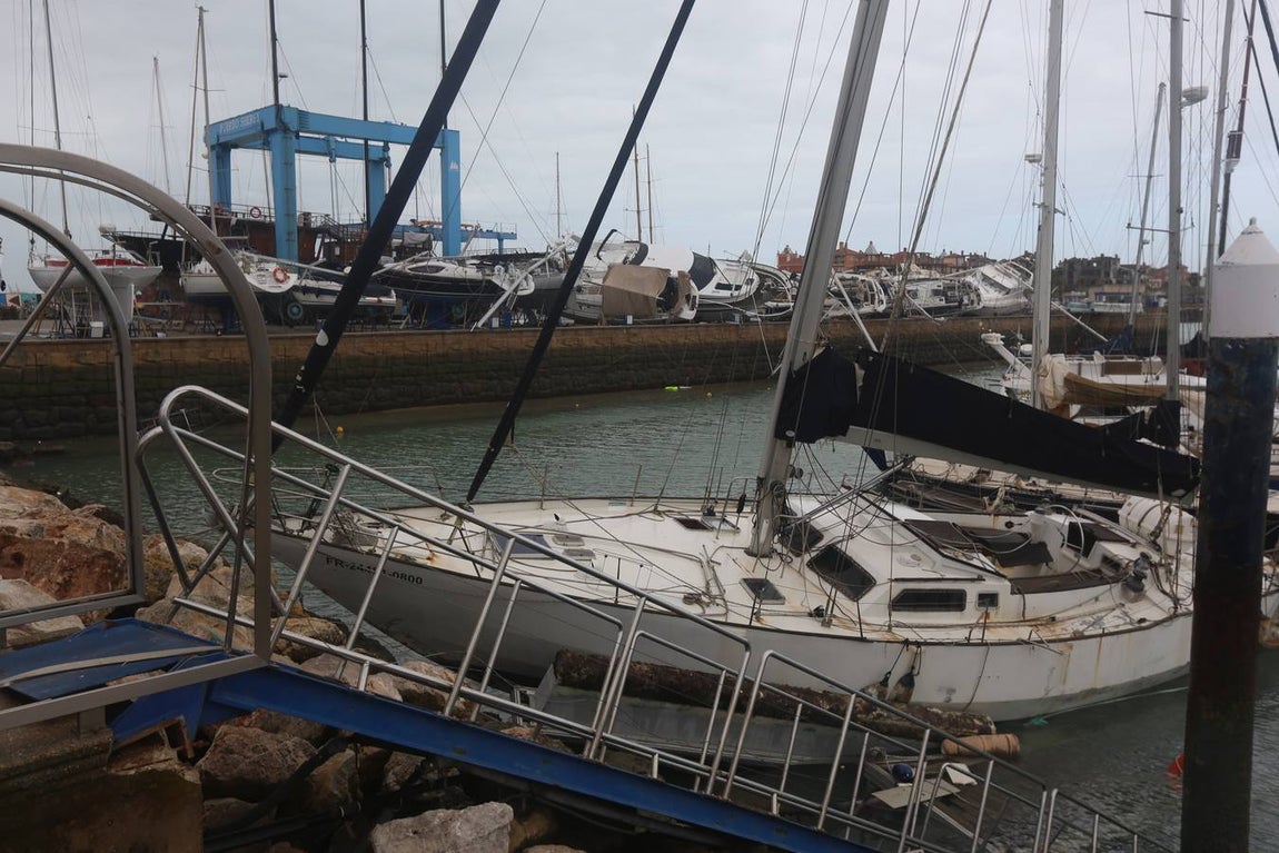 Así está Puerto Sherry después del tornado