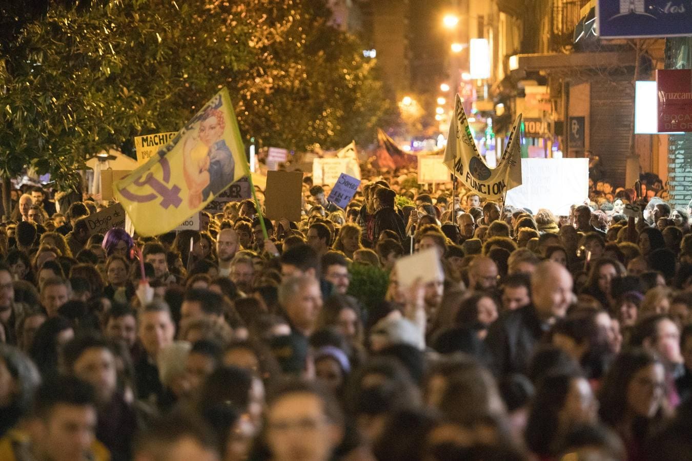 En imágenes, la multitudinaria manifestación feminista en Córdoba