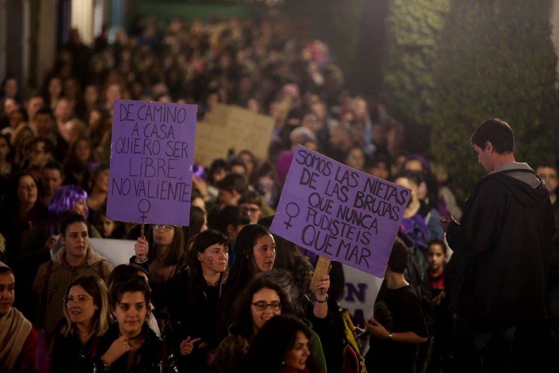 FOTOS: Así fueron las concentraciones del Día de la Mujer en Cádiz