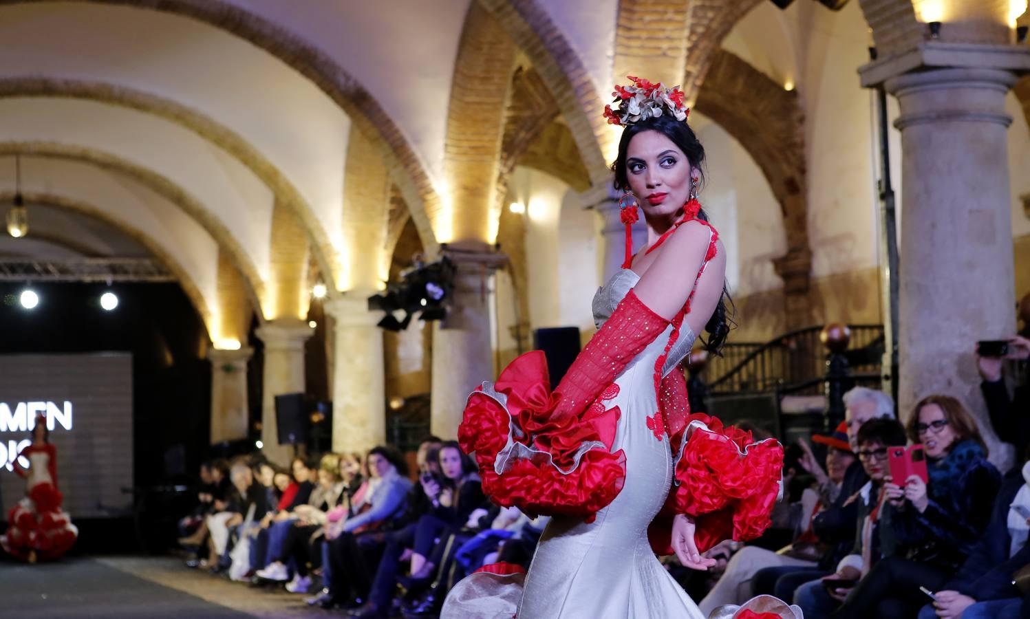 En imágenes, el desfile de moda flamenca en las Caballerizas Reales de Córdoba