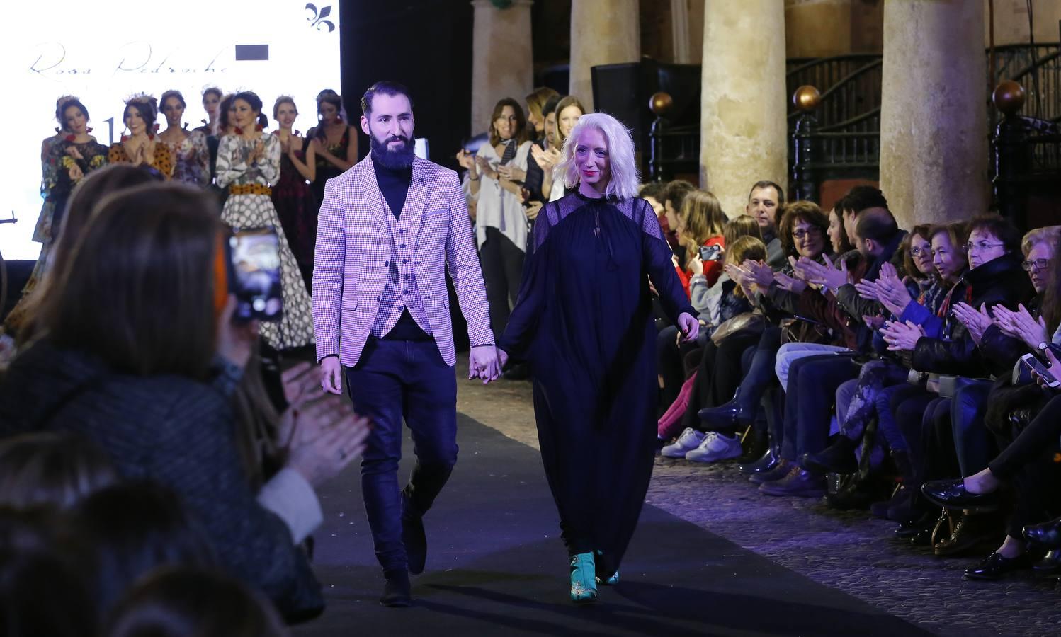 En imágenes, el desfile de moda flamenca en las Caballerizas Reales de Córdoba