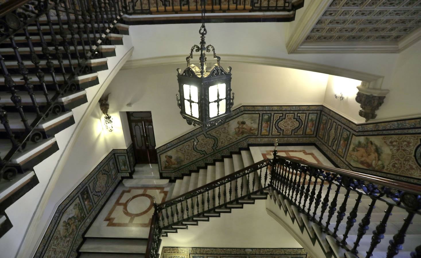 El Hotel Alfonso XIII, visto al detalle