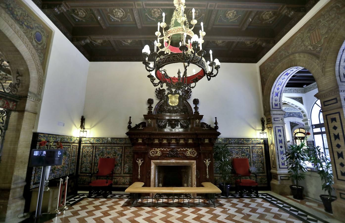 El Hotel Alfonso XIII, visto al detalle