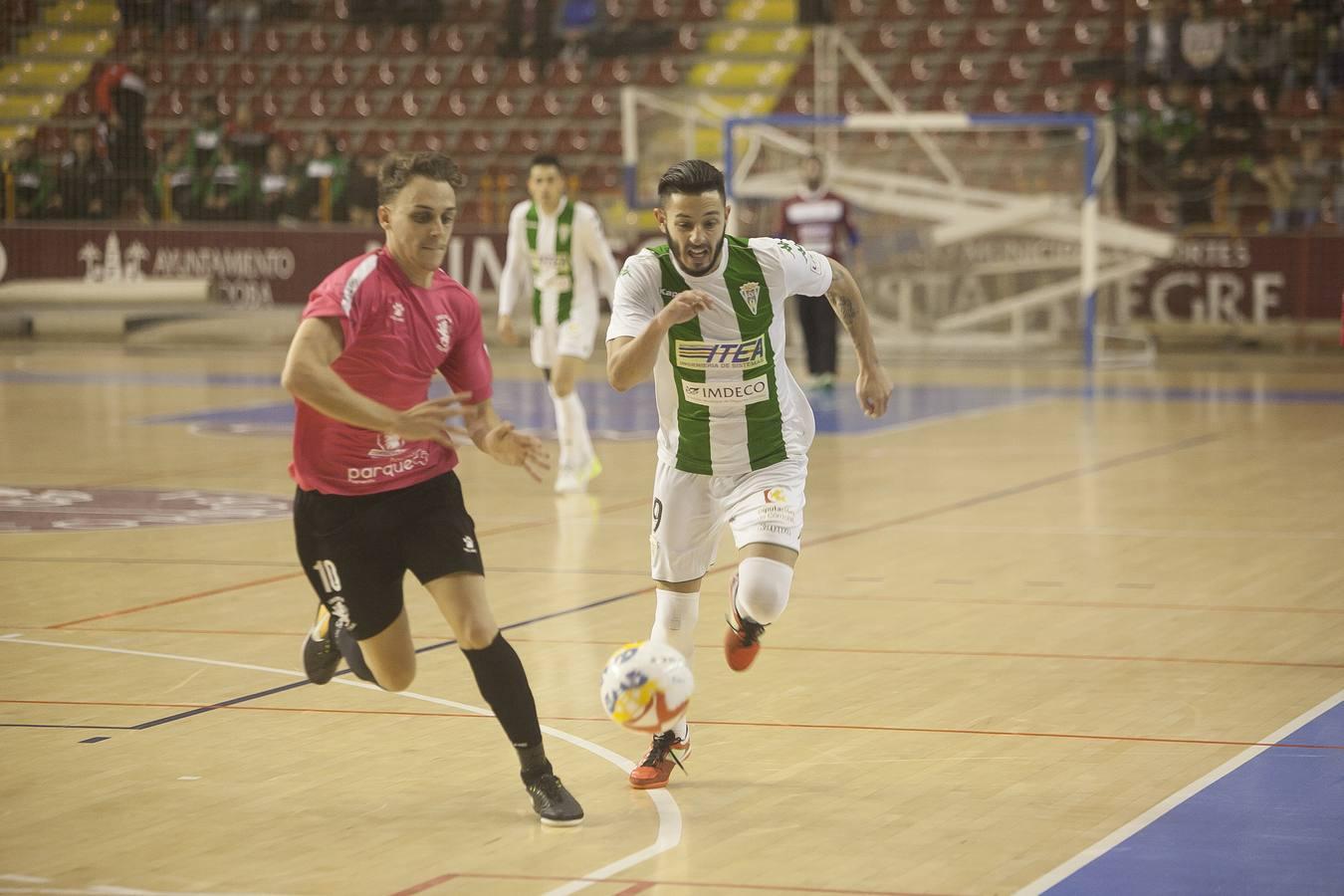 El ambiente del partido de Itea Córdoba CF en Vistalegre, en imágenes