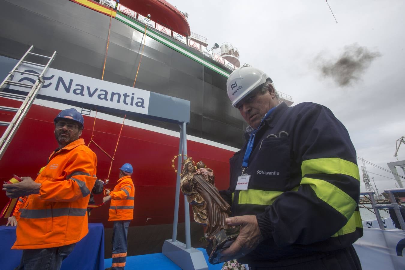 Navantia entrega el primer petrolero