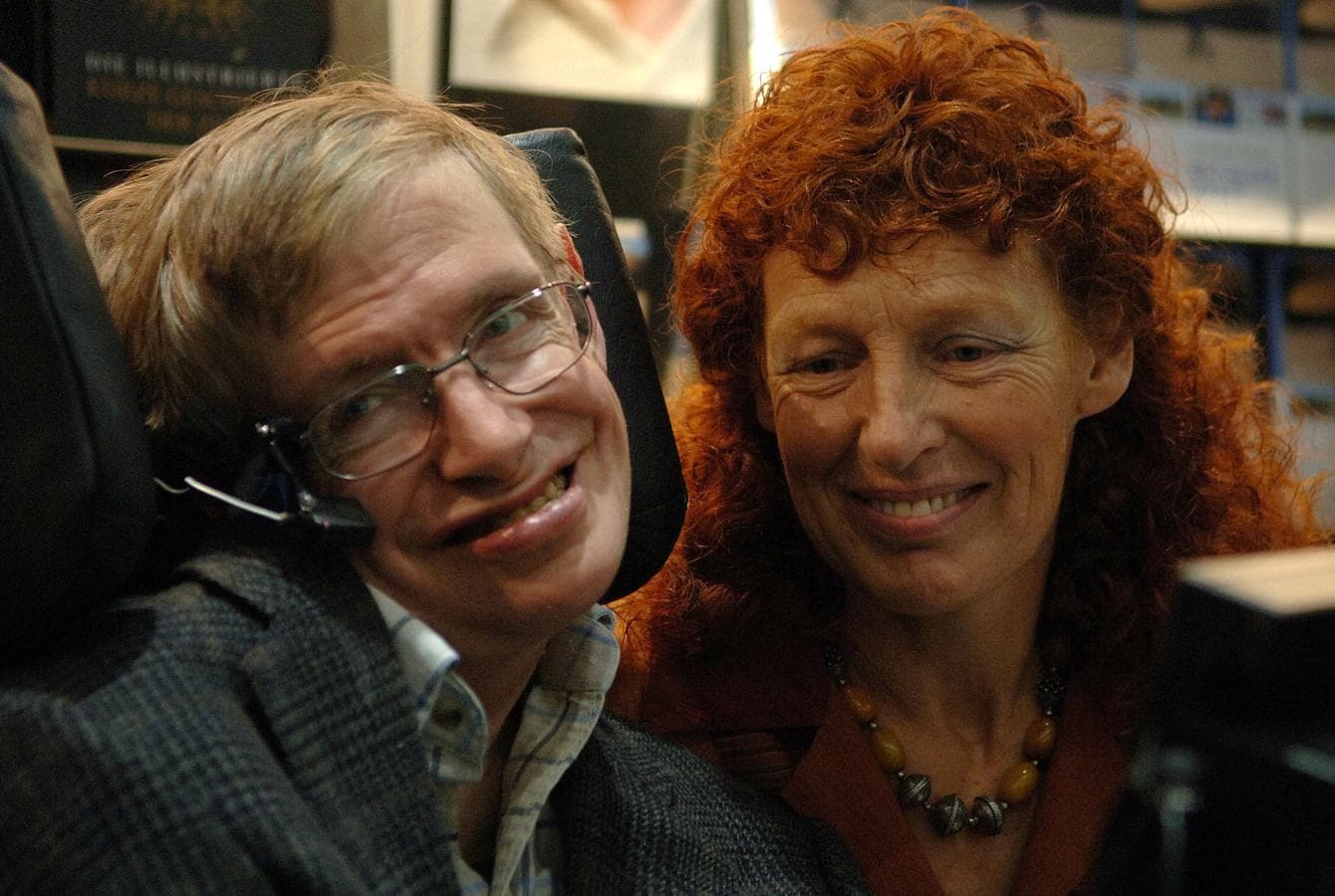 Stephen Hawking y su segunda mujer, Elaine Mason, fotografiados en 2005. 