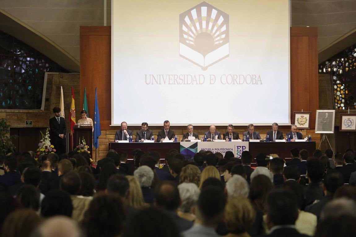 El acto de graduación de la Escuela Politécnica Superior, en imágenes