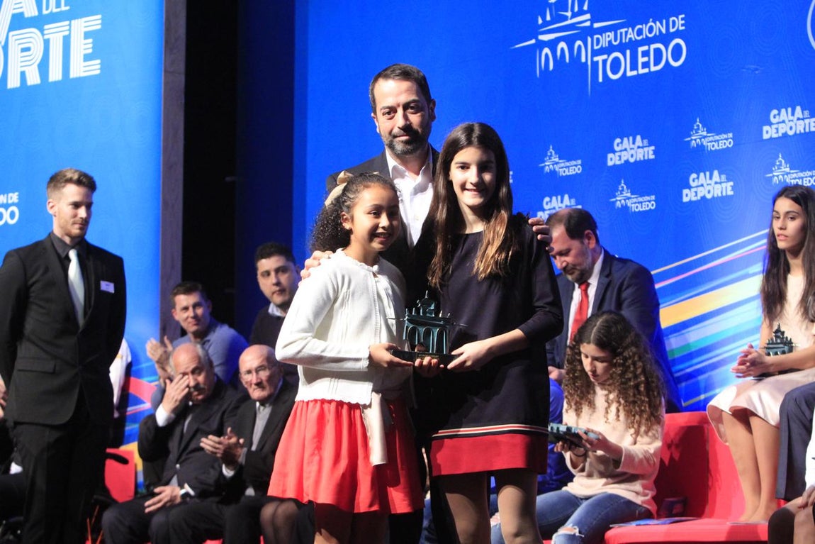 Lucía Dionisio y Noemí Aguilar Carrillo, campeonas del mundo de pádel. 