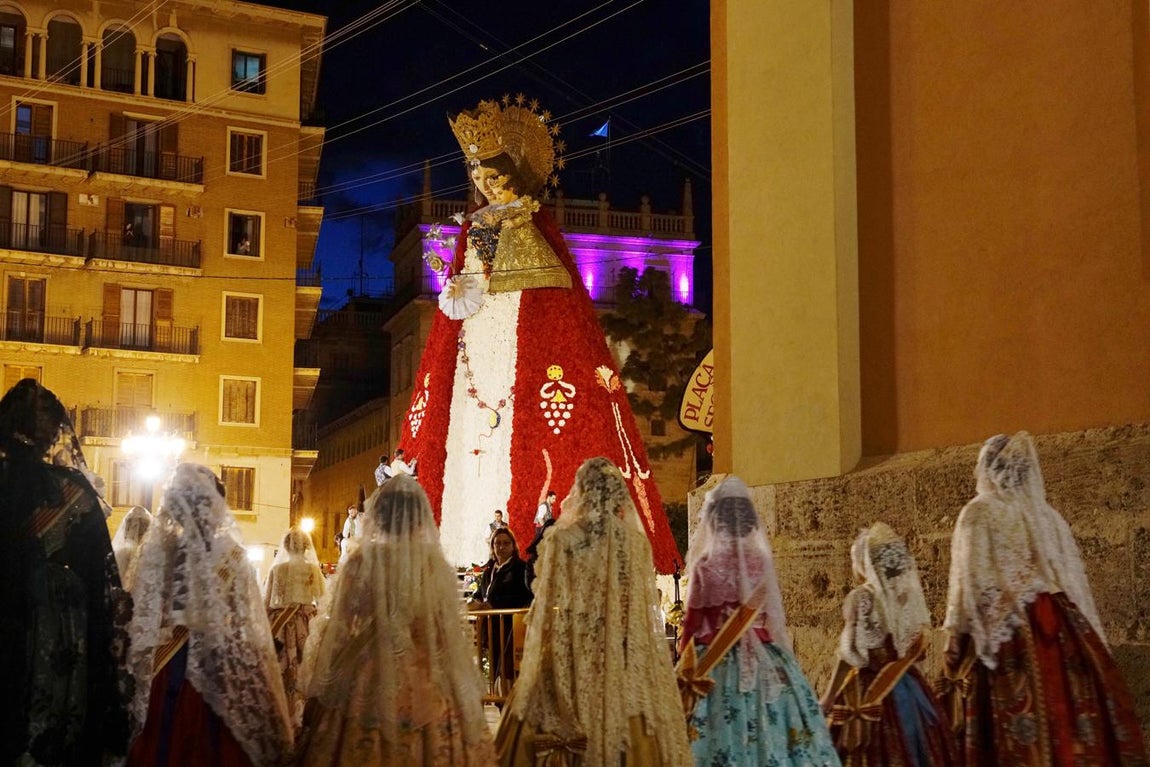 La Ofrenda de Fallas 2018, en imágenes. 