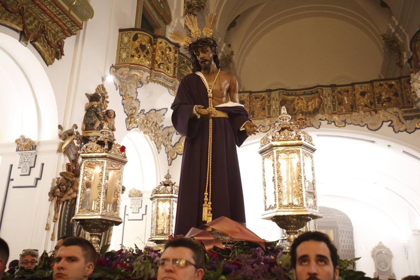 El Vía Crucis del Señor de la Humildad y Paciencia de Córdoba, en imágenes