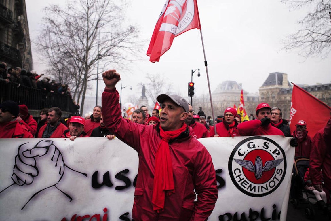 Huelga contra la política económica de Macron, en imágenes. 
