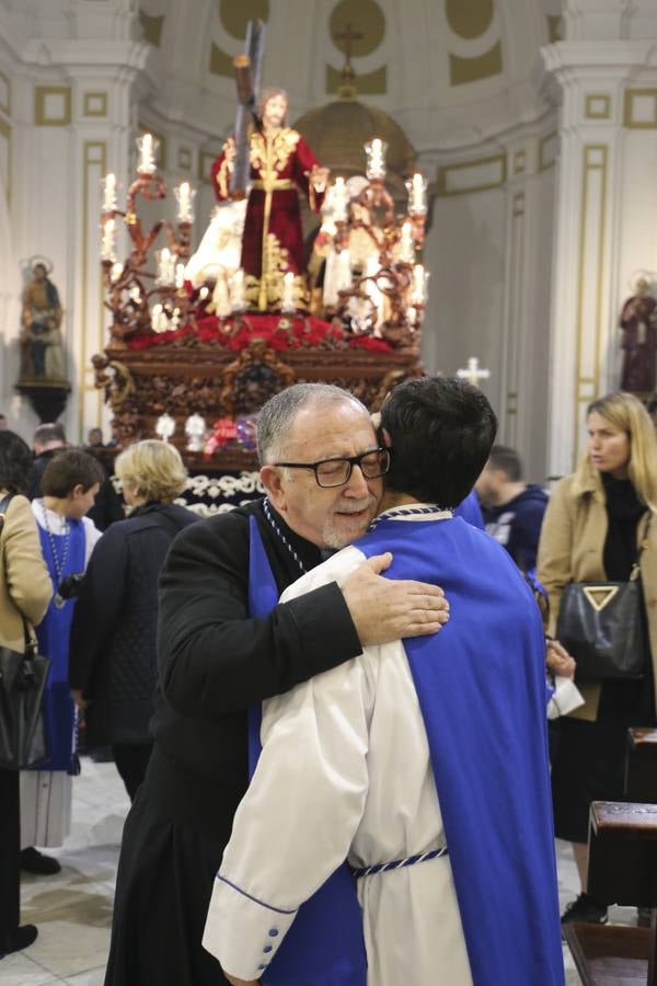 En fotos, llantos y tristeza de La Misión del Claret en la Semana Santa de Sevilla 2018