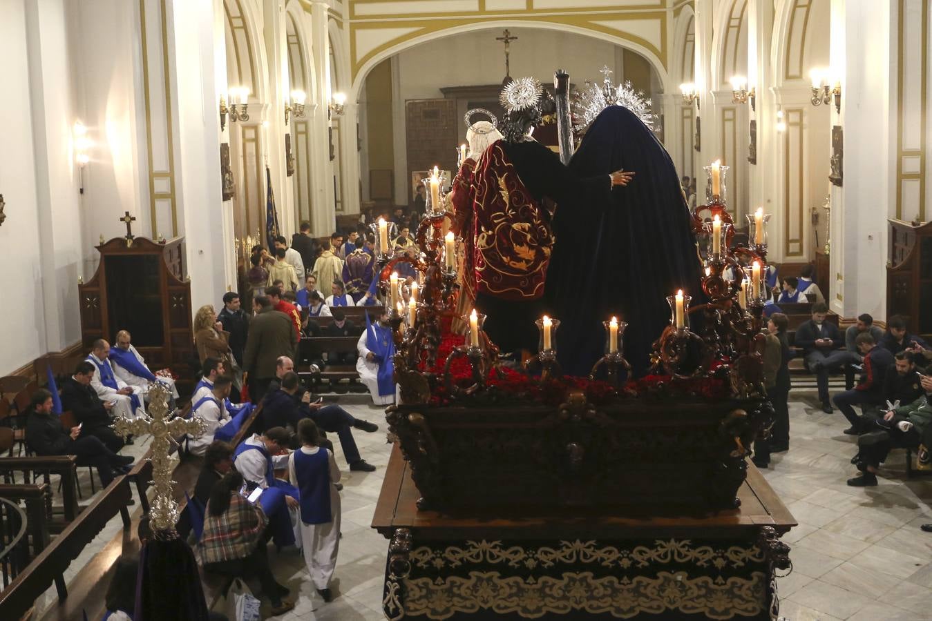 En fotos, llantos y tristeza de La Misión del Claret en la Semana Santa de Sevilla 2018