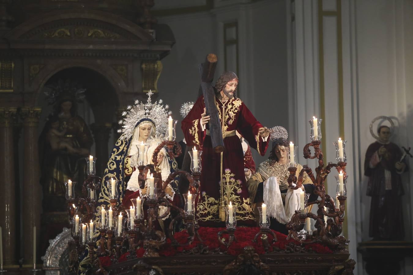 En fotos, llantos y tristeza de La Misión del Claret en la Semana Santa de Sevilla 2018