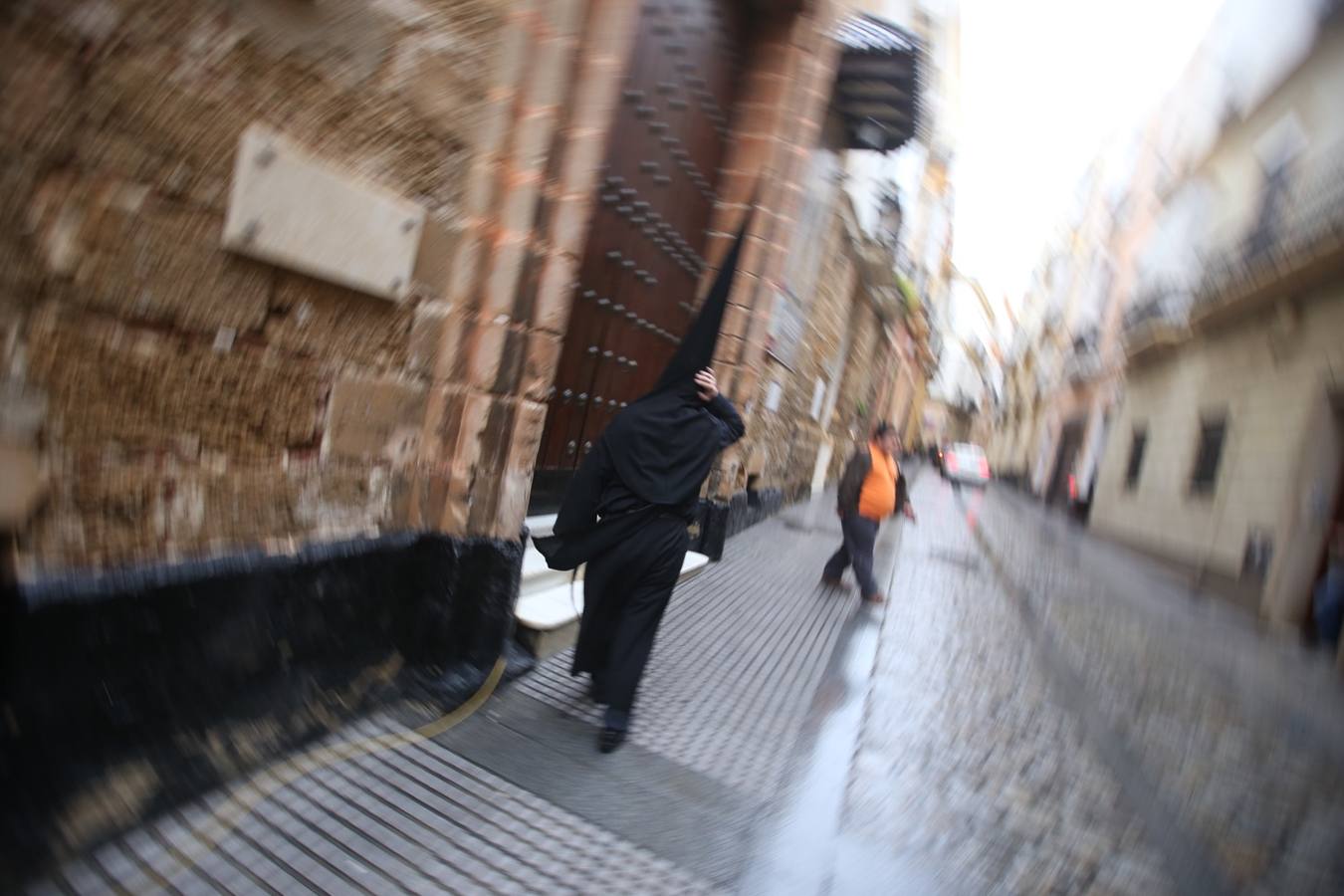 FOTOS: Servitas en la Semana Santa de Cádiz 2018