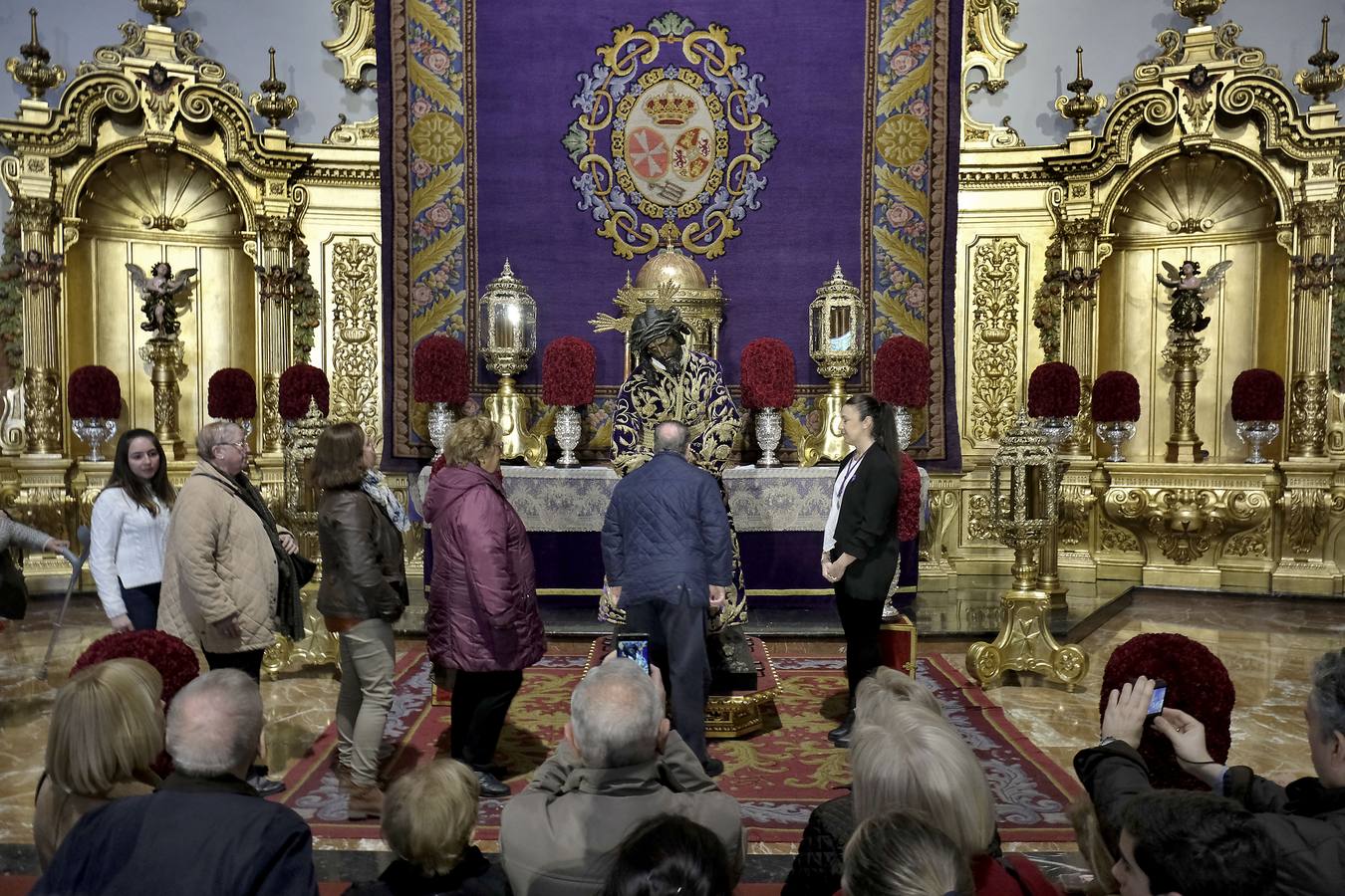 En fotos, devoto Besamanos a Jesús del Gran Poder en la Semana Santa de 2018