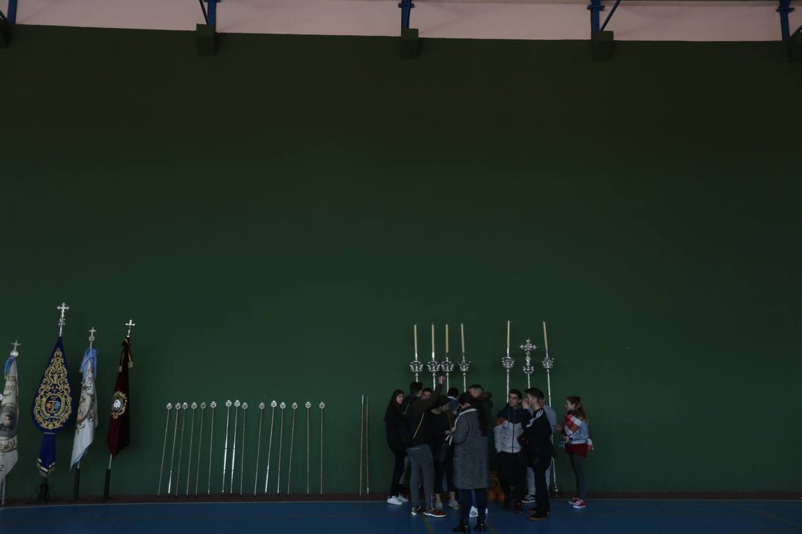 Fotos: Preparativos para el Domingo de Ramos en Cádiz