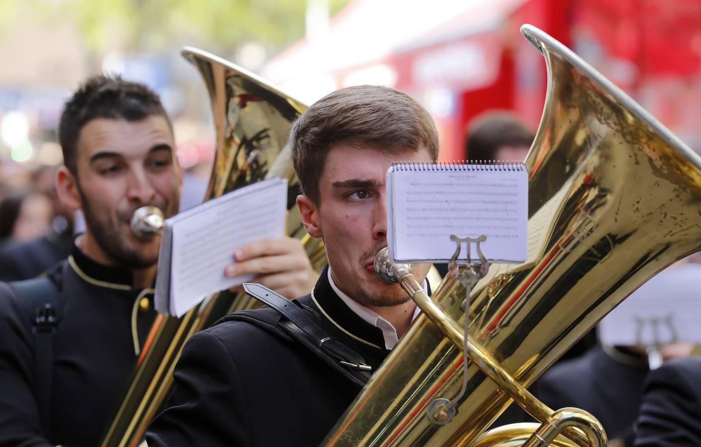 En fotos, el discurrir de la hermandad de la Merced por Córdoba