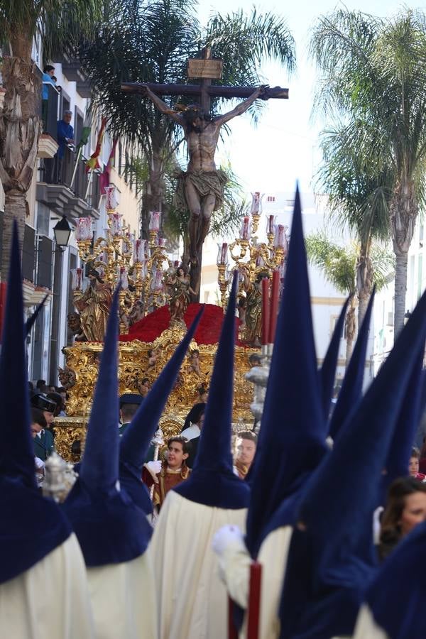 FOTOS: La Palma el Lunes Santo en Cádiz. Semana Santa 2018