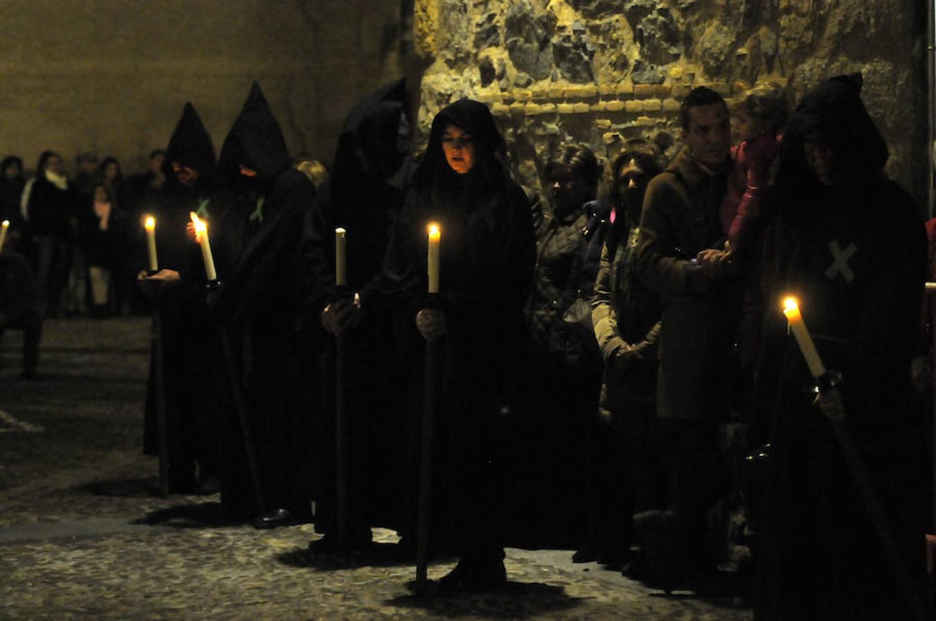 Las procesiones del Lunes Santo, en imágenes