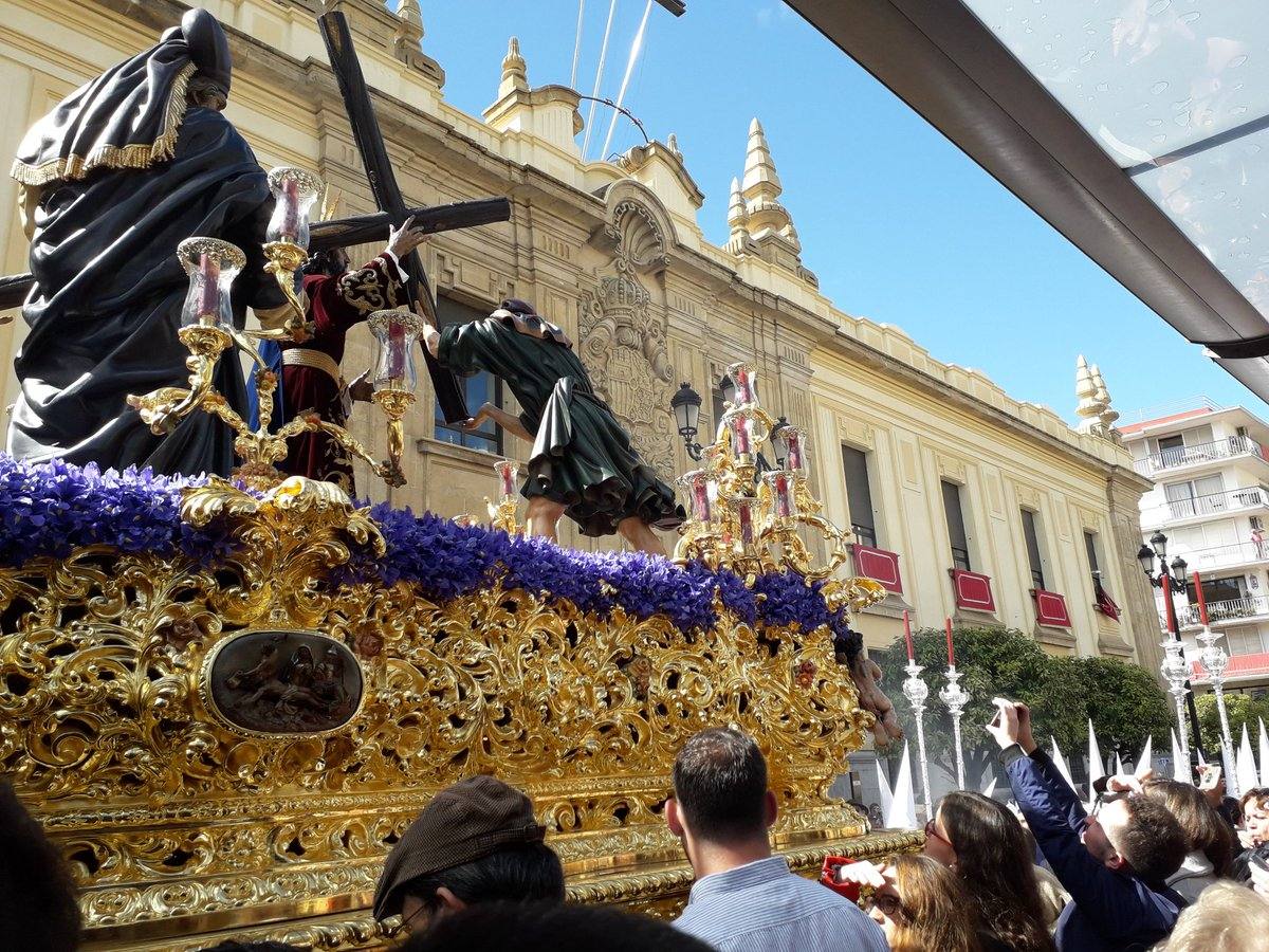 #SsantaSevABC: El Lunes Santo tras el objetivo de los lectores de ABC de Sevilla