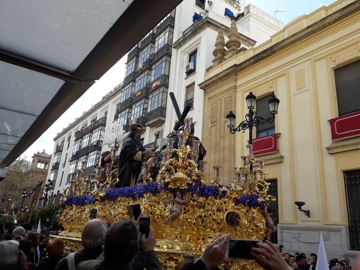 #SsantaSevABC: El Lunes Santo tras el objetivo de los lectores de ABC de Sevilla