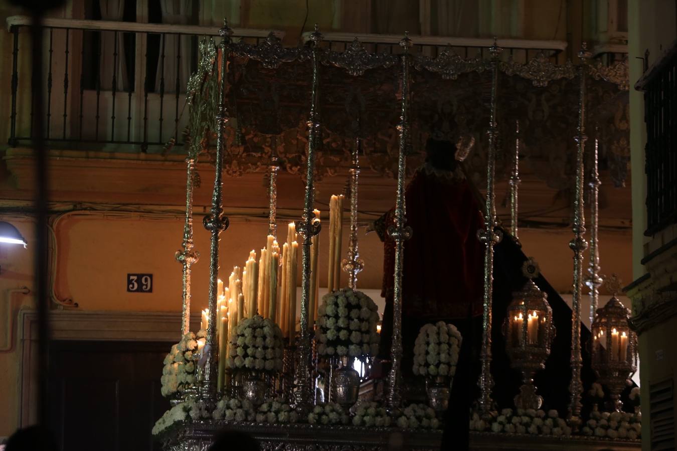 Ecce-Homo se luce por las calles de Cádiz el Martes Santo