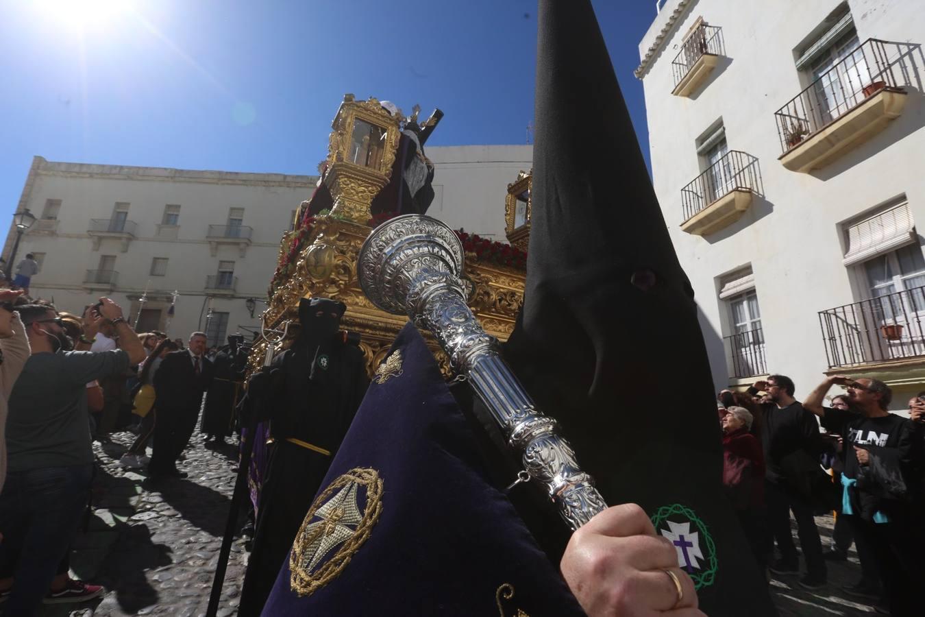 Salida de la cofradía de Sanidad este Martes Santo