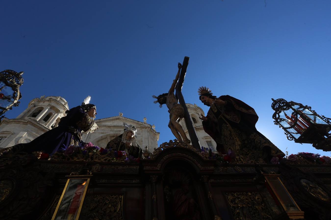 Salida de la cofradía de Piedad este Martes Santo