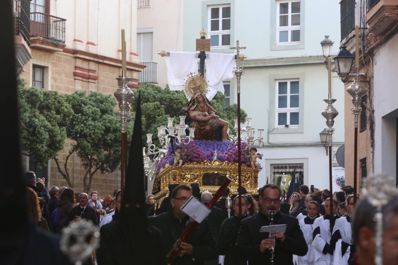 El Caminito recorre las calles de Cádiz el Miércoles Santo