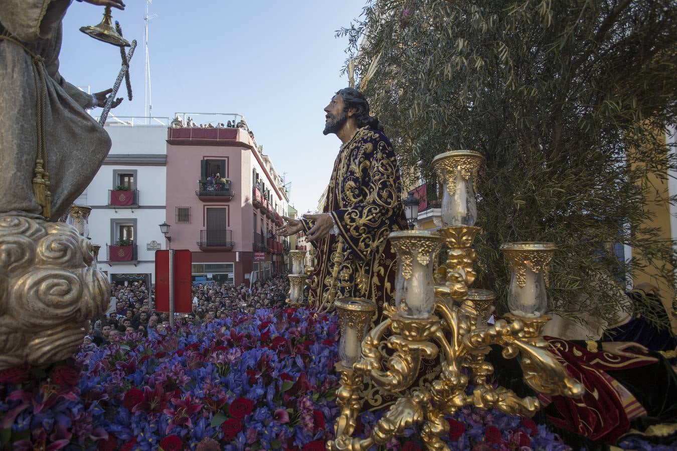 En fotos, Montesión en la Semana Santa de Sevilla 2018