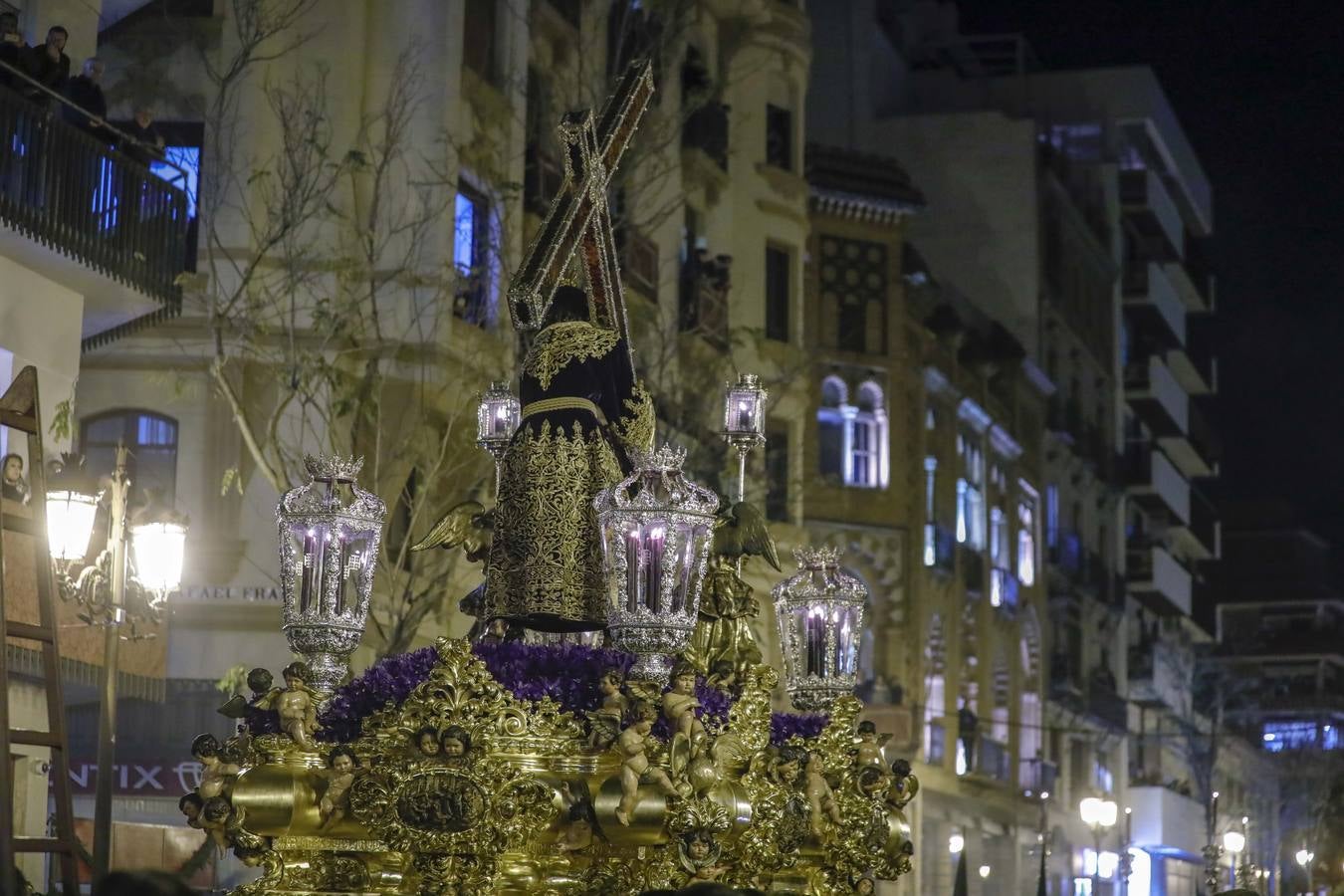 Las instantáneas más destacadas de El Silencio en la Madrugada de Sevilla de 2018