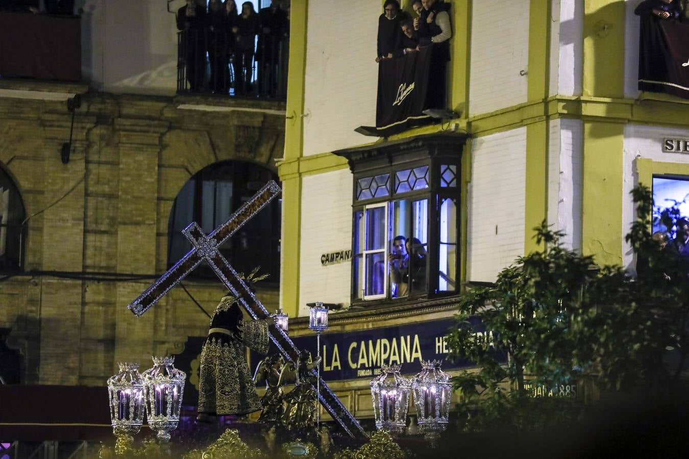 Las instantáneas más destacadas de El Silencio en la Madrugada de Sevilla de 2018