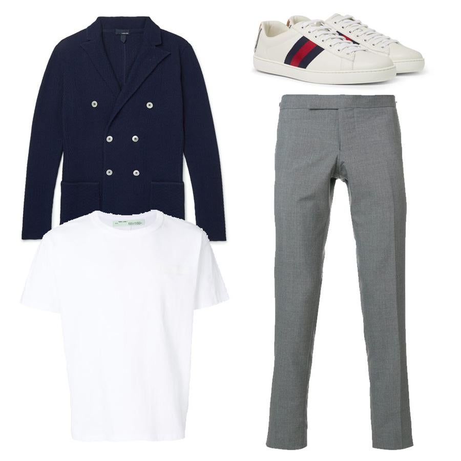 Look de entretiempo para casual Friday estilo navy. Las chaquetas cruzadas son las más formales del armario pero pueden utilizarse de manera más desenfadada si se eligen bien los acompañantes. Nosotros te proponemos este modelo de punto en azul marino de Lardini (Precio: 445 euros) con unos pantalones grises de Thom Browne (Precio: 1150 euros) y una camiseta básica en blanco de Off-White (Precio: 444 euros). En los pies, zapatillas blancas de Gucci (Precio: 550 euros).