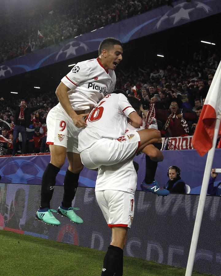 El partido Sevilla-Bayern Múnich, en imágenes