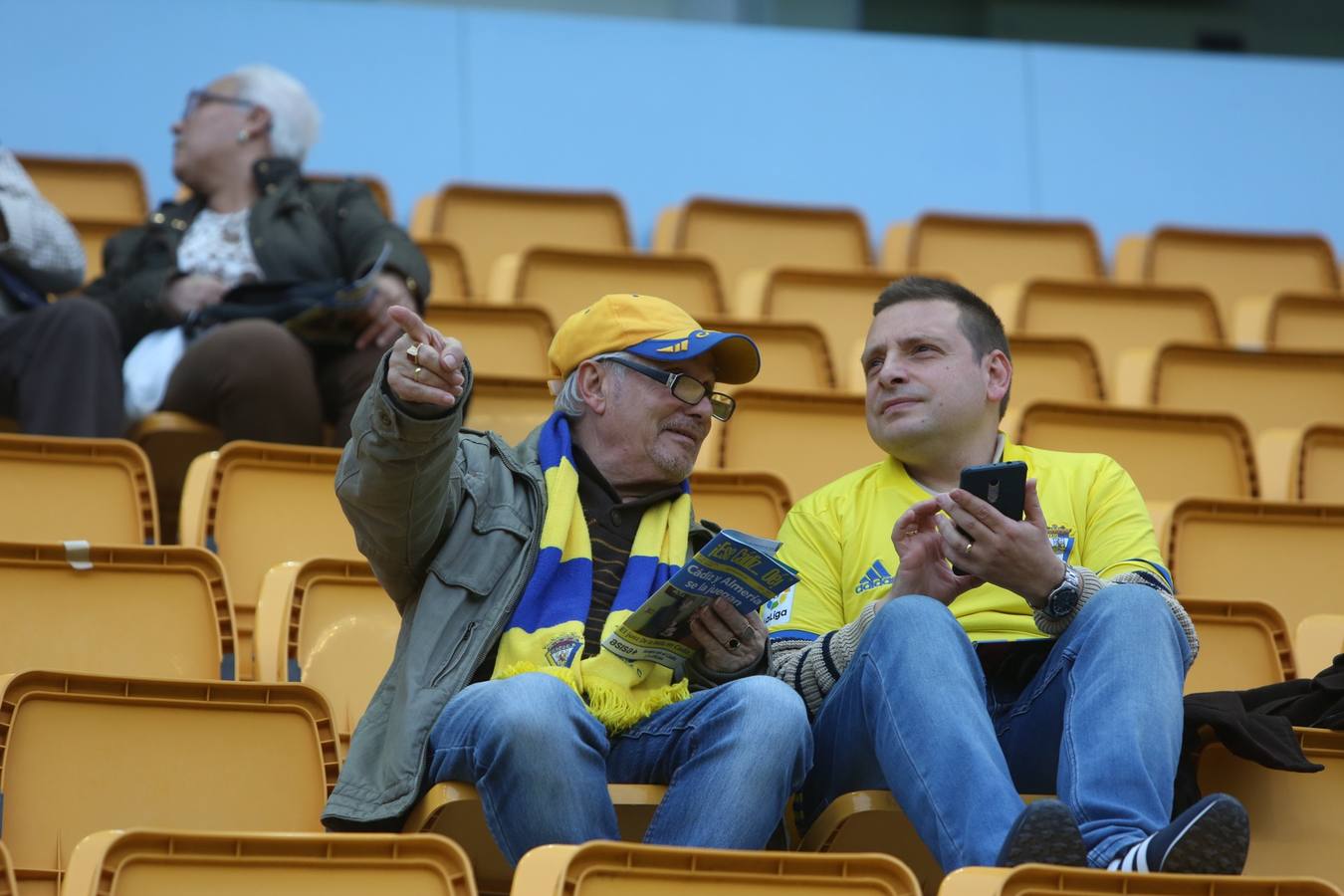 Búscate en el partido Cádiz CF - UD Almería