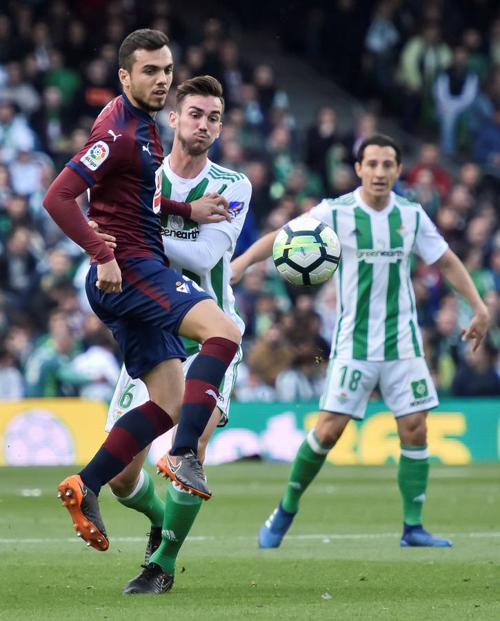 Las imágenes del encuentro entre el Betis y el Eibar