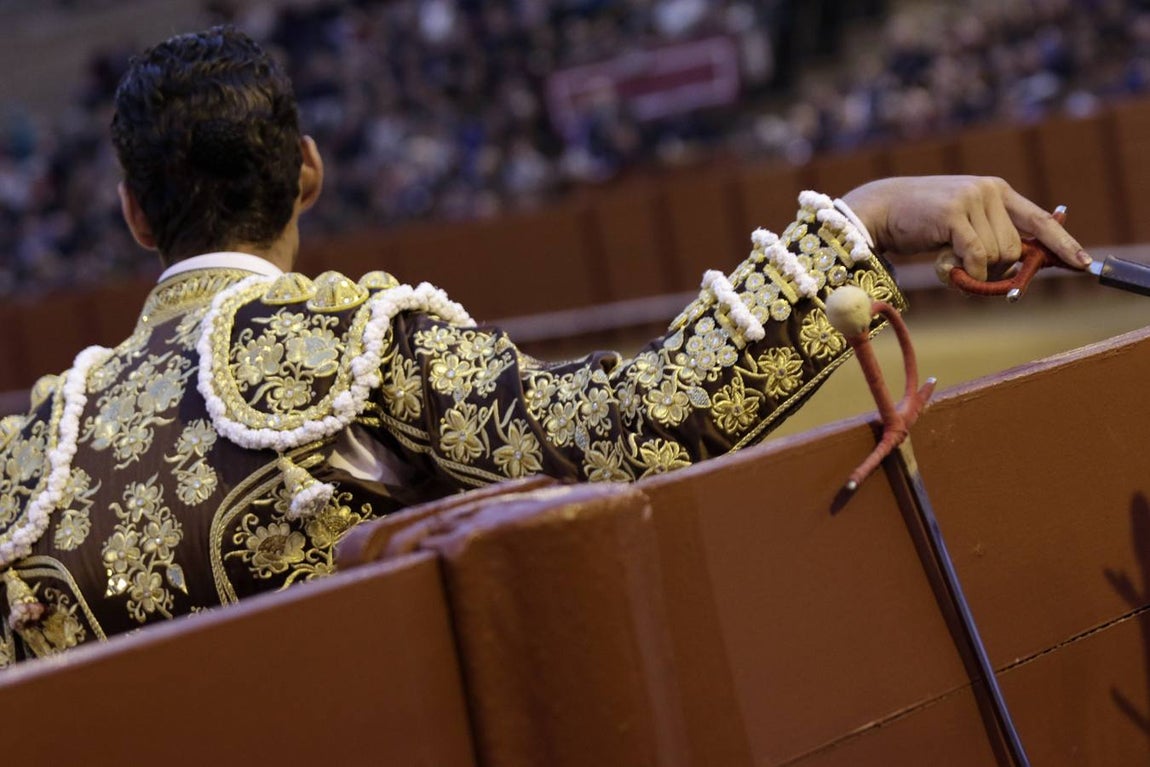 Las imágenes de la cogida de Román en la Maestranza