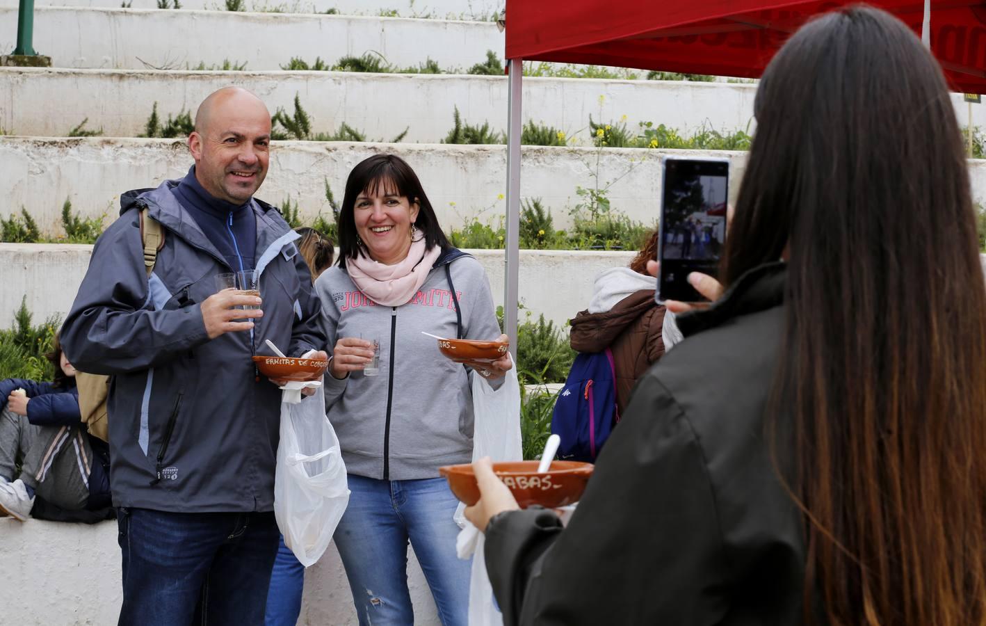 La tradición de las habas de las Ermitas de Córdoba, en imágenes