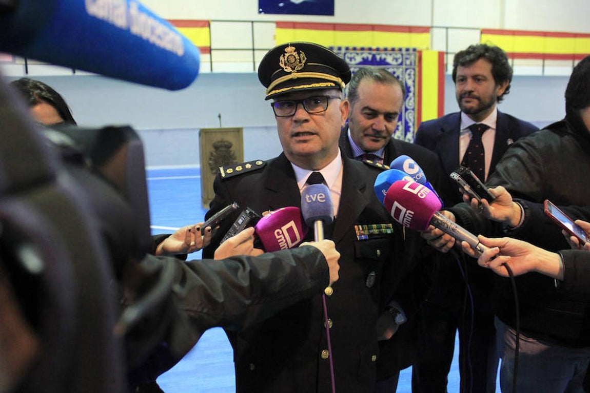 El acto de la toma de posesión de Ángel Alcázar Sempere como jefe provincial de la Policía en Toledo