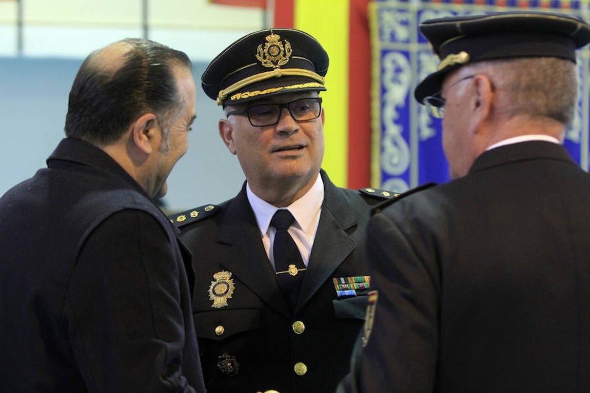 El acto de la toma de posesión de Ángel Alcázar Sempere como jefe provincial de la Policía en Toledo