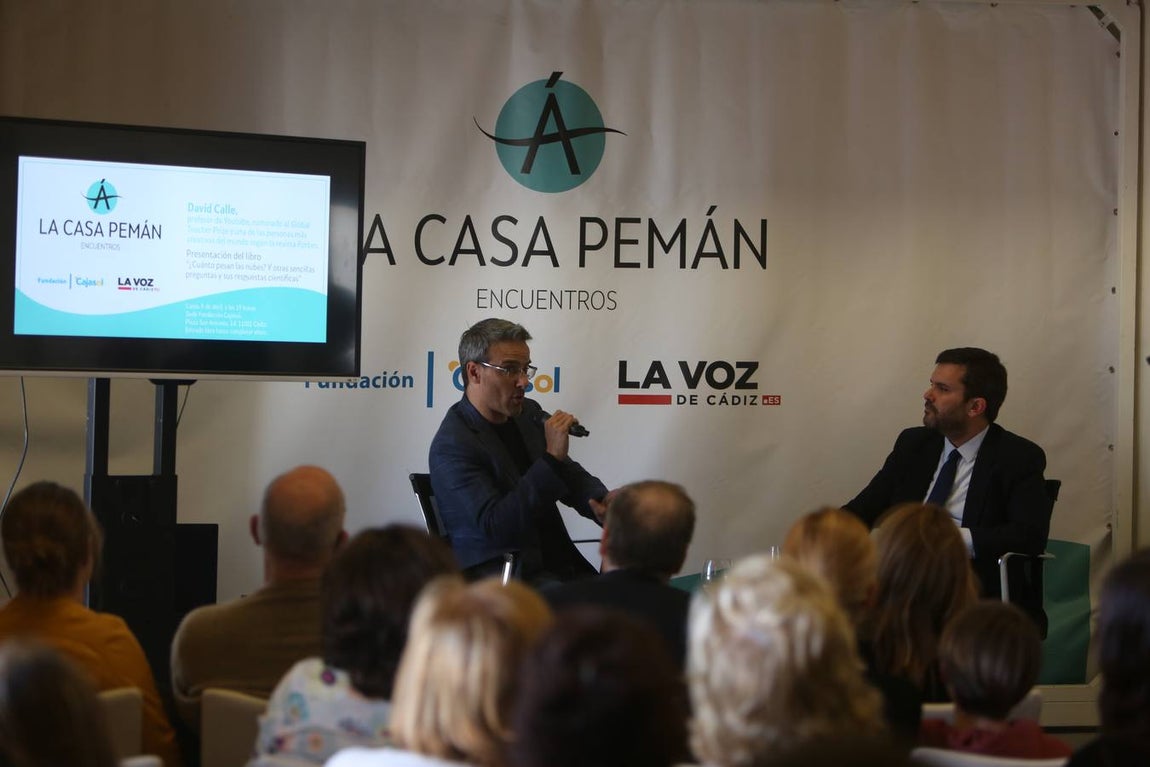David Calle presenta en Cádiz &#039;¿Cuánto pesan las nubes?&#039;