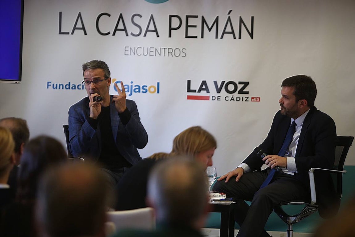 David Calle presenta en Cádiz &#039;¿Cuánto pesan las nubes?&#039;