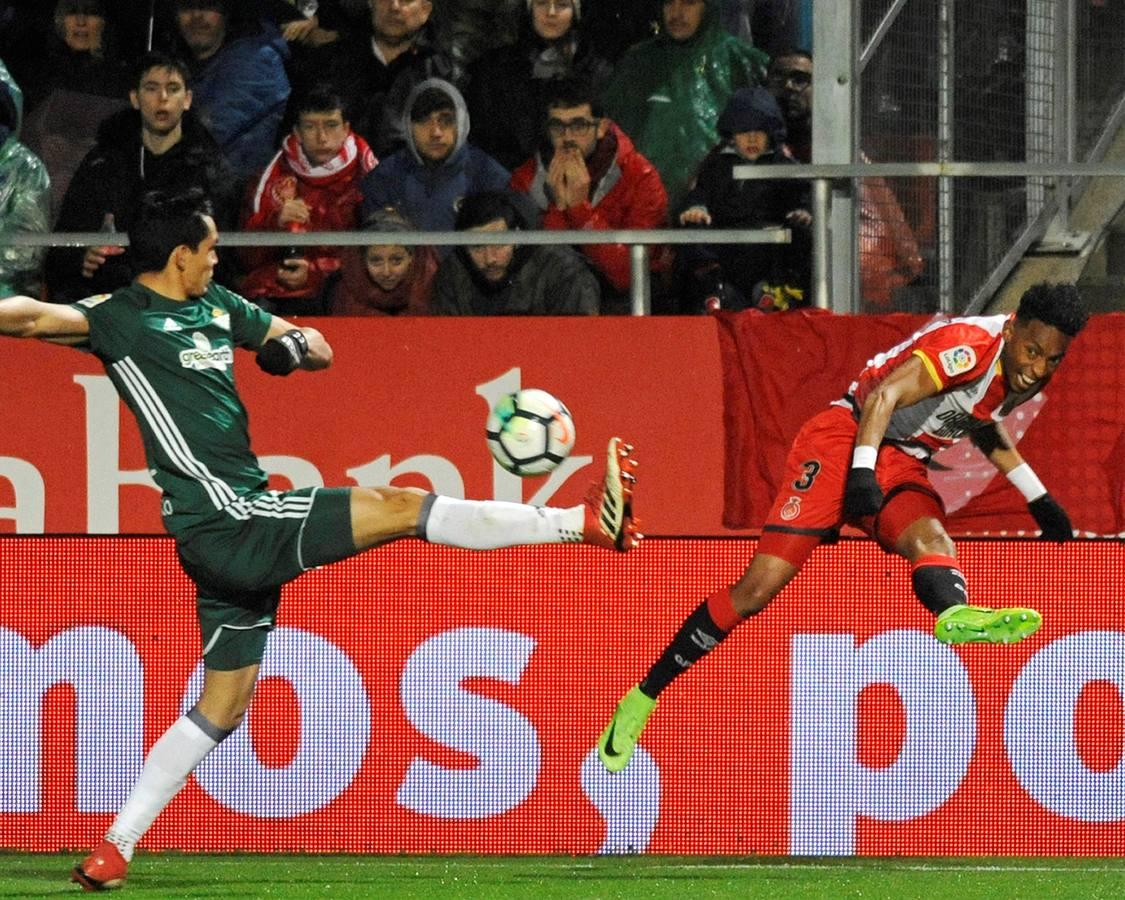 El partido Girona-Betis, en imágenes