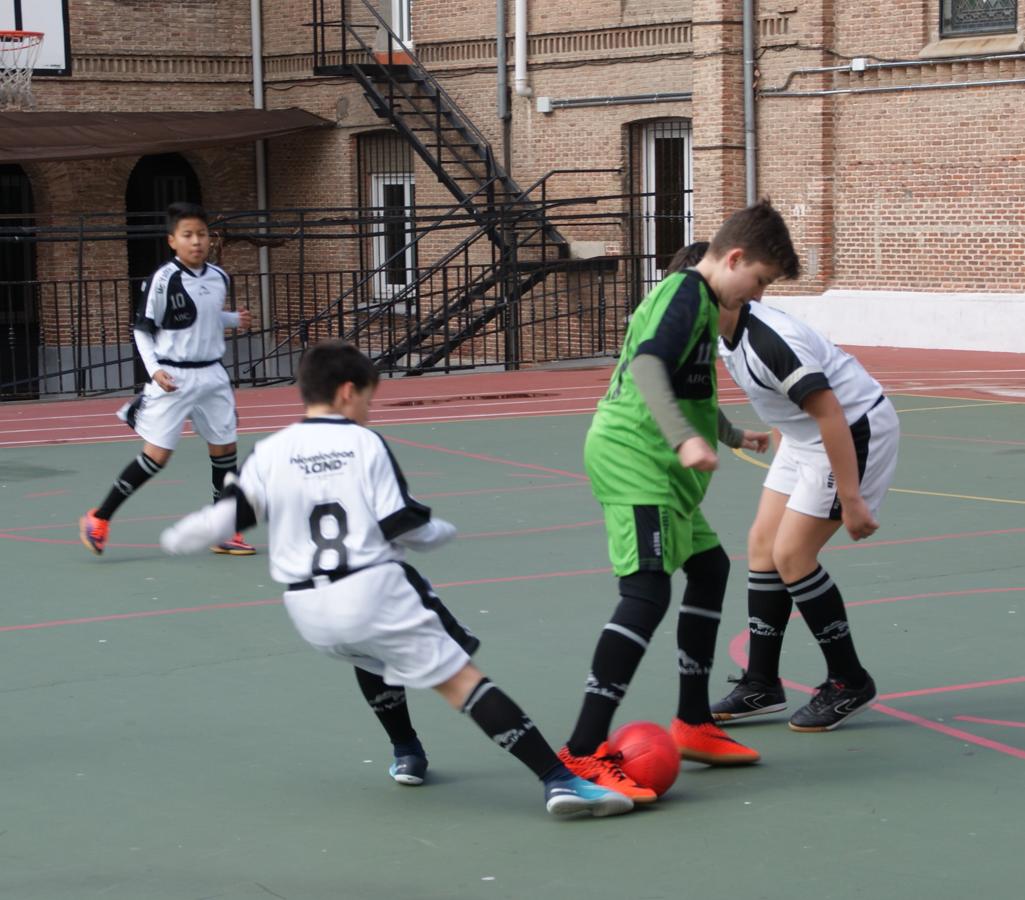 Las mejores imágenes del partido entre La Inmaculada Marillac y Valdefuentes &#039;B&#039;