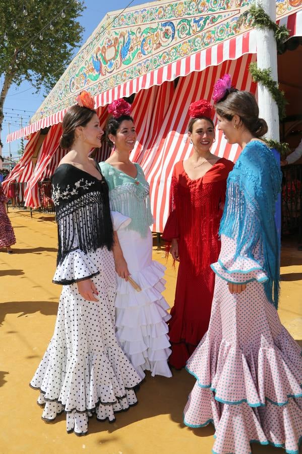 Un paseo por el real de la Feria de Sevilla: Un martes para el recuerdo