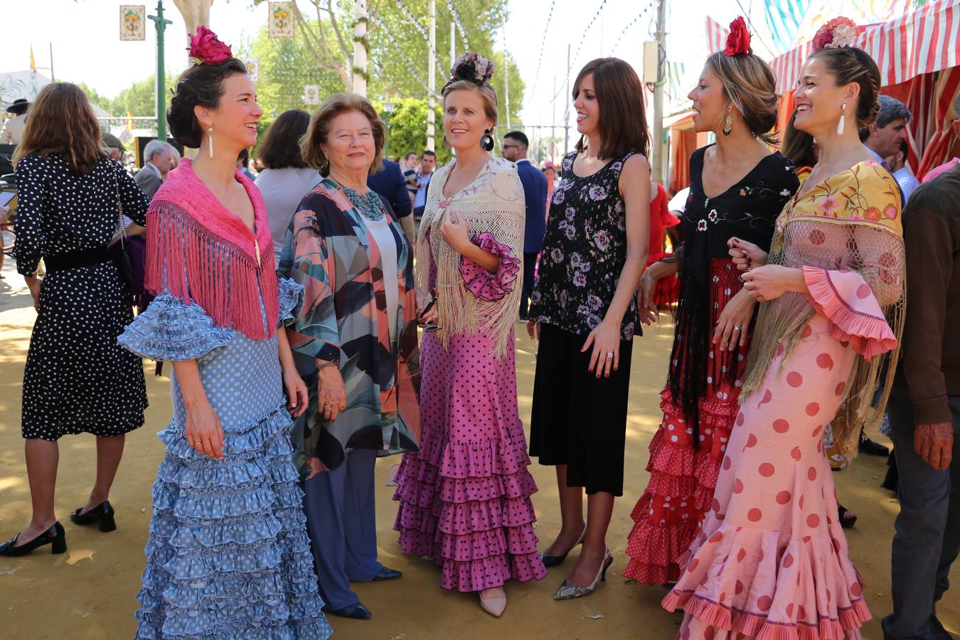 Un paseo por el real de la Feria de Sevilla: Un martes para el recuerdo