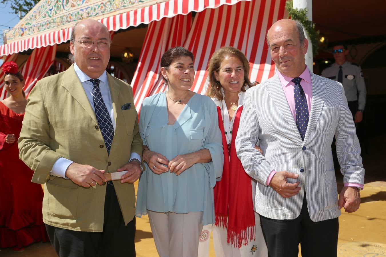 Un paseo por el real de la Feria de Sevilla: Un martes para el recuerdo