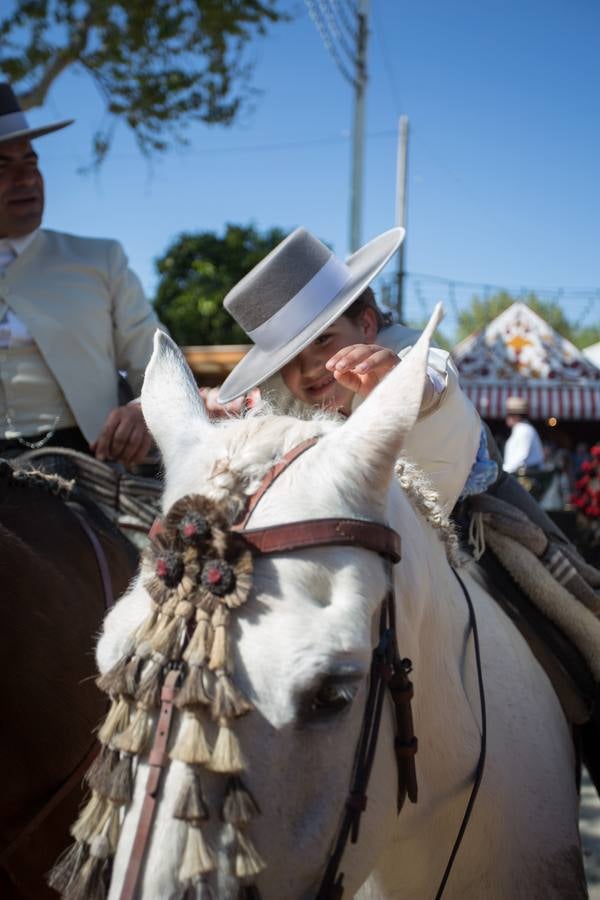 Bullicioso martes de Feria de Abril de Sevilla 2018